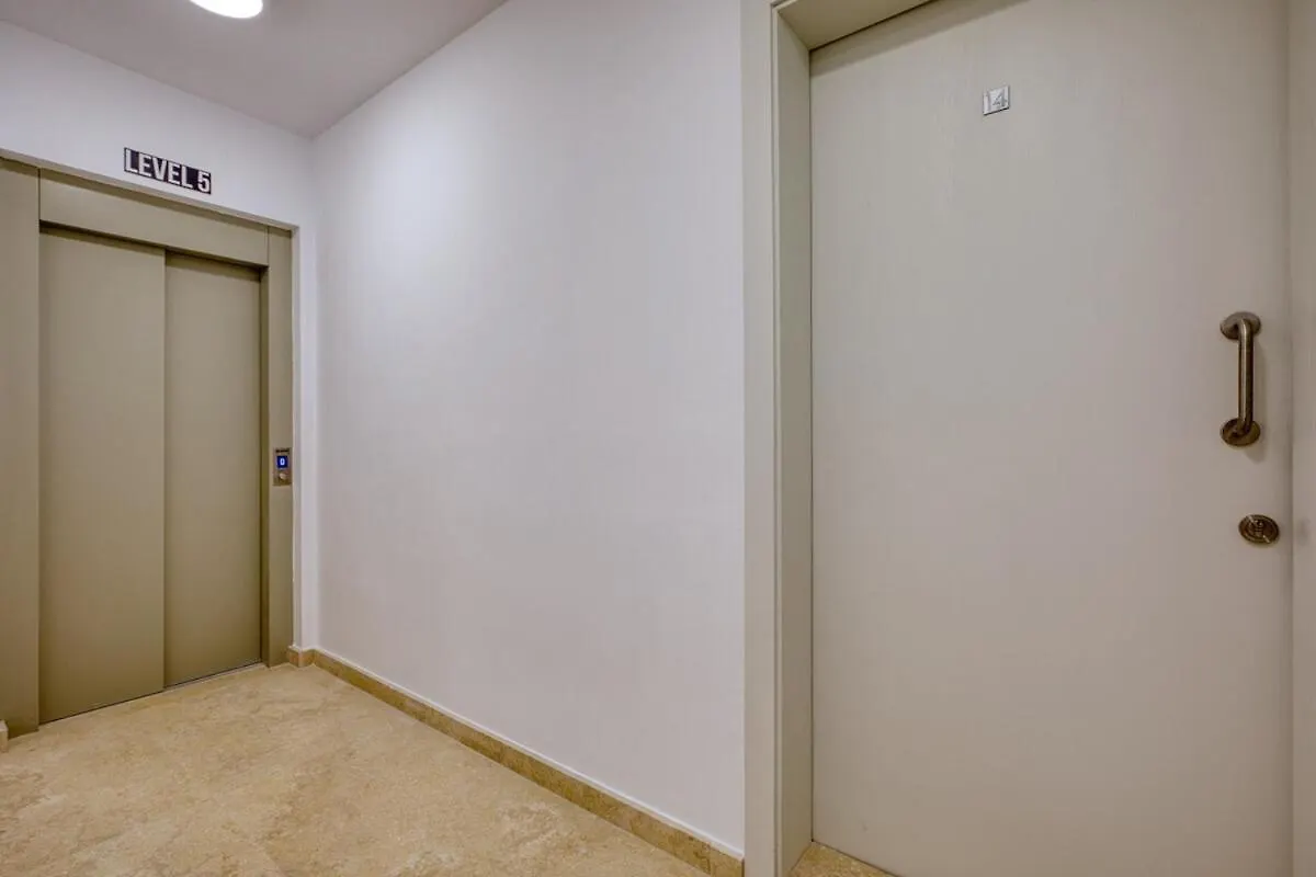 Modern Apartment In Paceville Saint Julian's 0*,
