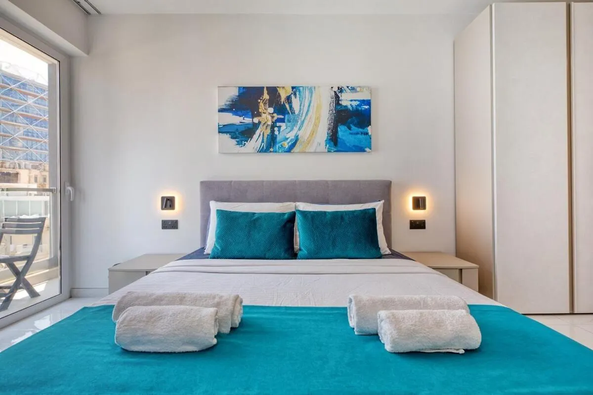 Modern Apartment In Paceville Saint Julian's
